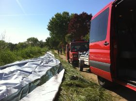 Feuerwehr Hochwasser 2013 Elbe 061.jpg