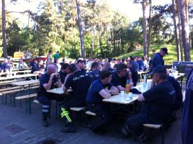 Feuerwehr Hochwasser 2013 Elbe 099.jpg