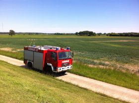 Feuerwehr Hochwasser 2013 Elbe 203.jpg